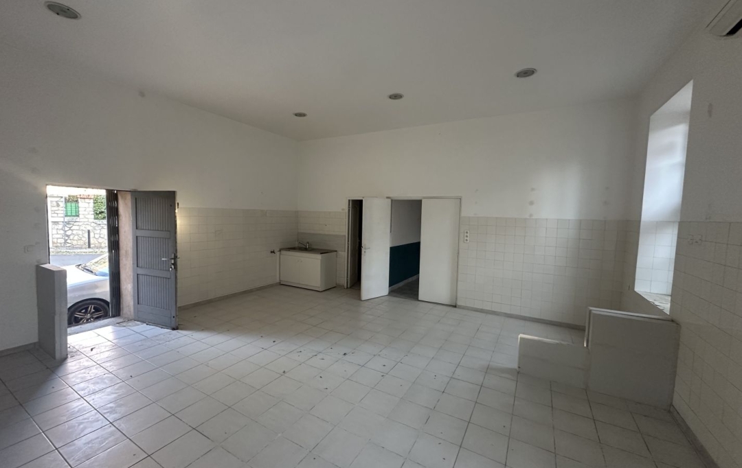 ND CONSEILS : Autres | NIMES (30000) | 562 m2 | 472 500 € 